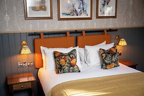 The Ely Hotel by Chef and Brewer Collection