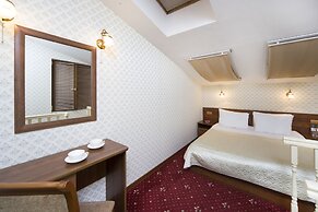 Hotel Moyka 5