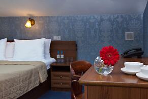 Hotel Moyka 5