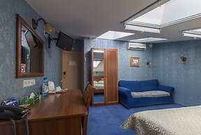 Hotel Moyka 5