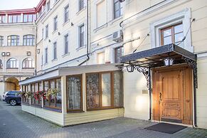 Hotel Moyka 5