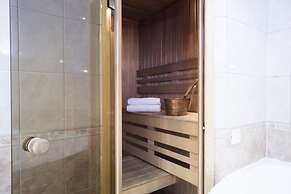 Hotel Moyka 5