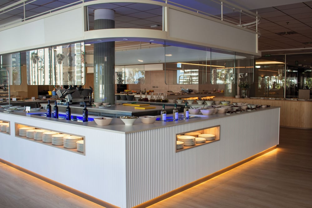 AR Diamante Beach Spa & Convention Center