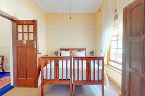 Mountain Manor Guest House & Executive Suites