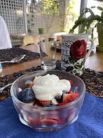 Mountain Manor Guest House & Executive Suites