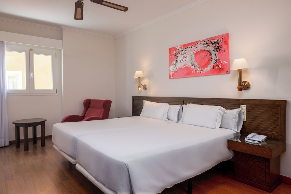Senator Cadiz Hotel