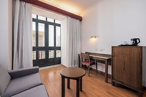 Senator Cadiz Hotel