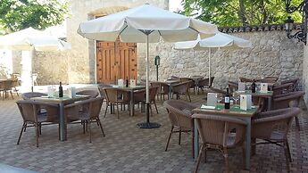 AZZ Peñafiel Las Claras Hotel & Spa