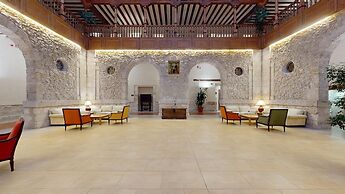 AZZ Peñafiel Las Claras Hotel & Spa