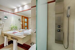 AZZ Peñafiel Las Claras Hotel & Spa