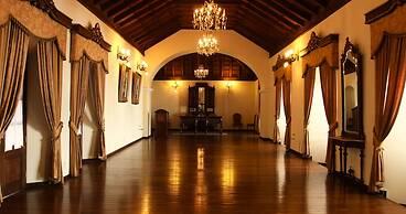 Parador Santa Maria La Real