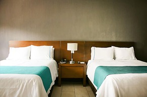Country Hotel and Suites