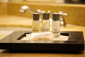 Country Hotel and Suites