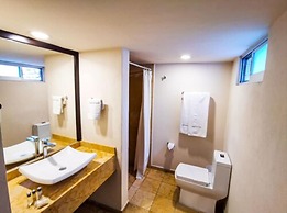 Country Hotel and Suites