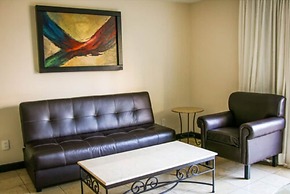 Country Hotel and Suites