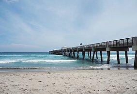 Jupiter Waterfront Inn