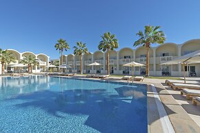 Reef Oasis Beach Aqua Park Resort