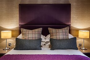 Langdale Hotel