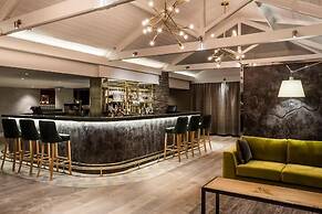 Langdale Hotel