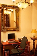 Monte Kristo Hotel