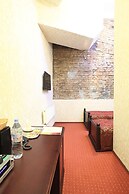Monte Kristo Hotel