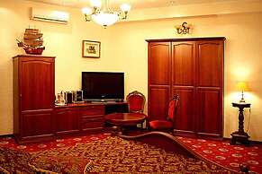 Monte Kristo Hotel