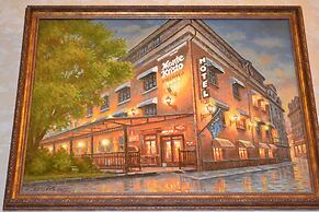Monte Kristo Hotel