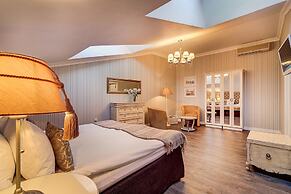 Pushka Inn Hotel