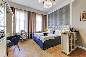 Pushka Inn Hotel