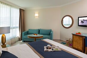 U Magic Palace Hotel
