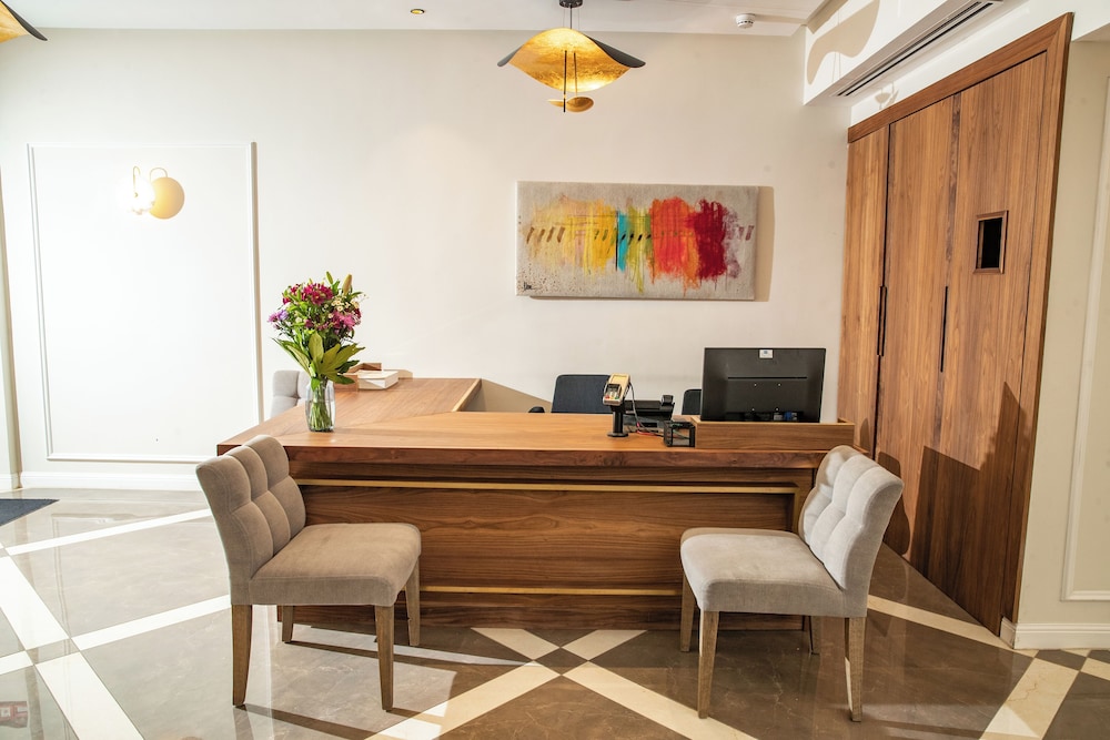 Montefiore Hotel