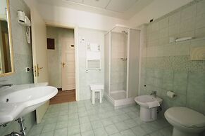 Hotel Osimar