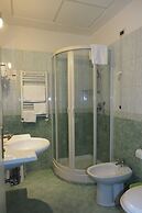 Hotel Osimar