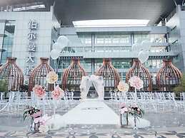 Pullman Guangzhou Baiyun Airport