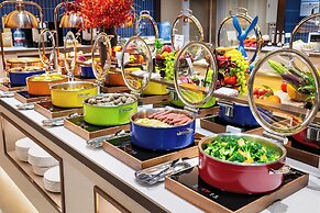 Holiday Inn Express Shanghai Putuo by IHG