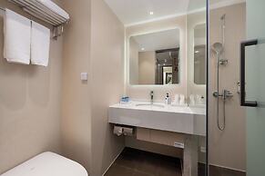 Holiday Inn Express Shanghai Putuo by IHG