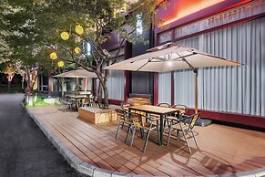 Holiday Inn Express Shanghai Putuo by IHG