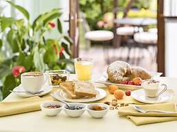 Serravalle Golf Hotel