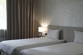 Golden Dragon Hotel