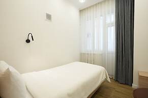 Golden Dragon Hotel