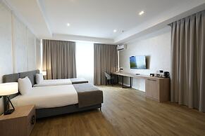 Golden Dragon Hotel