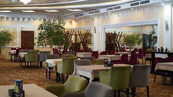 Golden Dragon Hotel