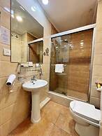Golden Dragon Hotel