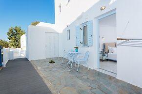 Pyrgaki Hotel