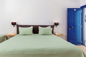 Pyrgaki Hotel