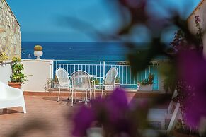 Palermo Mare Holidays