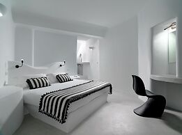 Tholos Resort