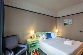 Phoenicia Grand Hotel