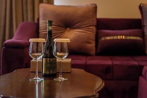 Phoenicia Grand Hotel