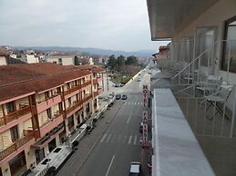 Hotel Kosta Famissi